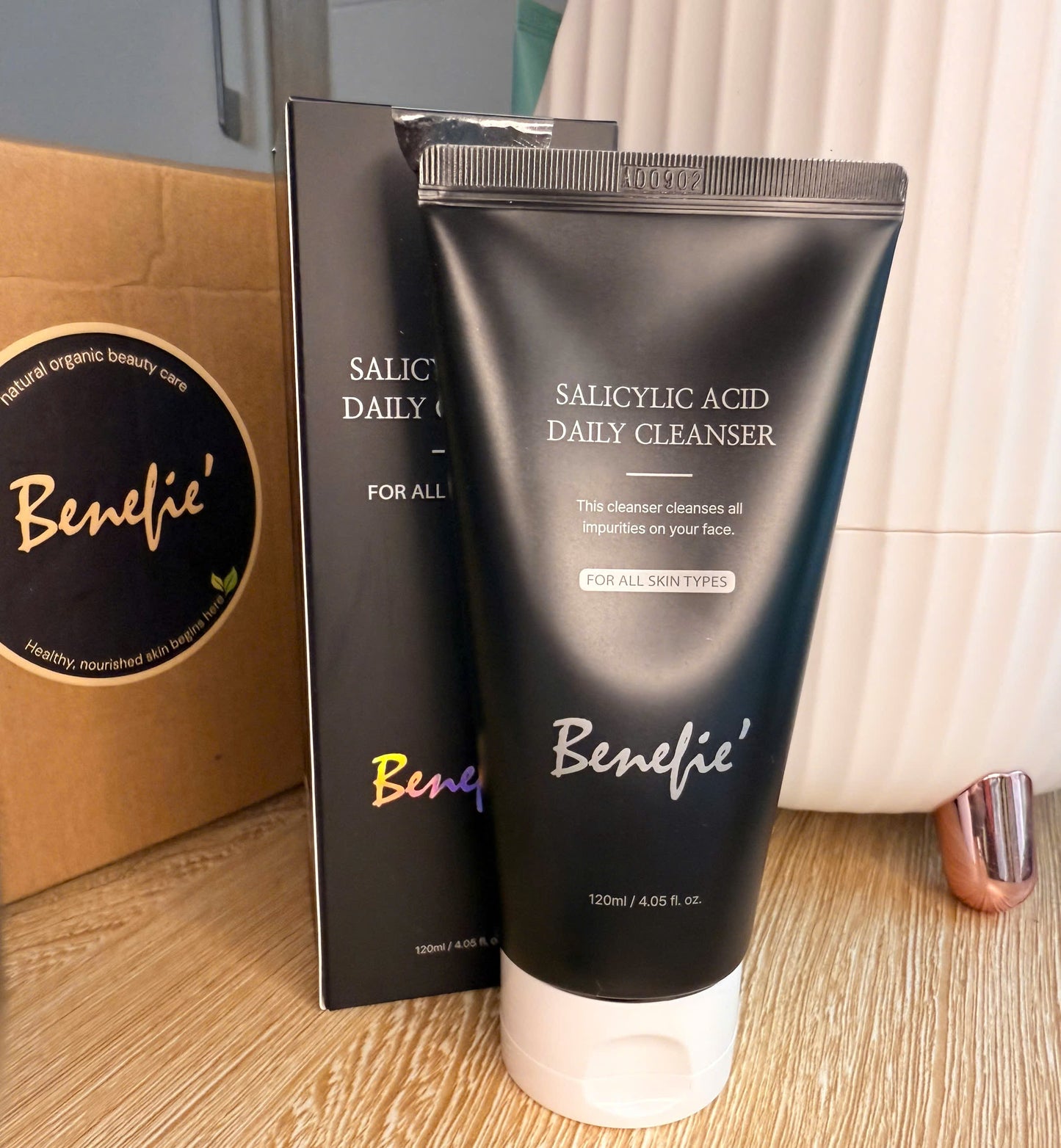 Benefie’ Salicylic Acid Daily Cleanser – SỮA RỬA MẶT HÀNG NGÀY BHA dịu nhẹ cho mọi loại daSẢN XUẤT TẠI HÀN QUỐC 120ml